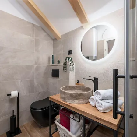Rougemarin Heritage House With Private Pool Villa *