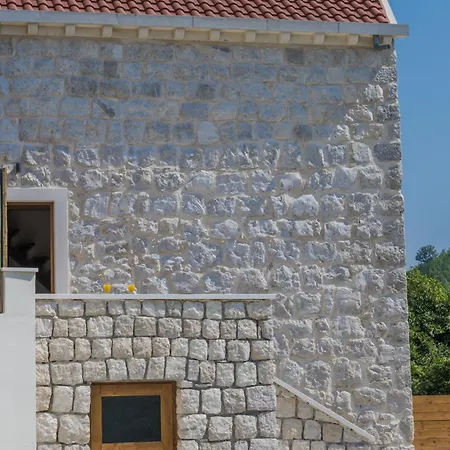 Rougemarin Heritage House With Private Pool فيلة دوبروفينك