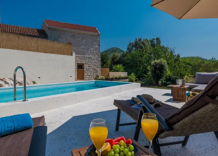 Villa Rougemarin Heritage House With Private Pool Dubrovnik