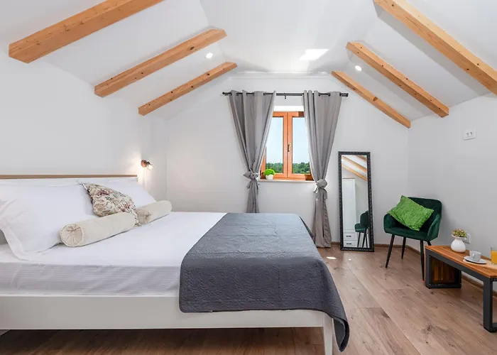 Rougemarin Heritage House With Private Pool *