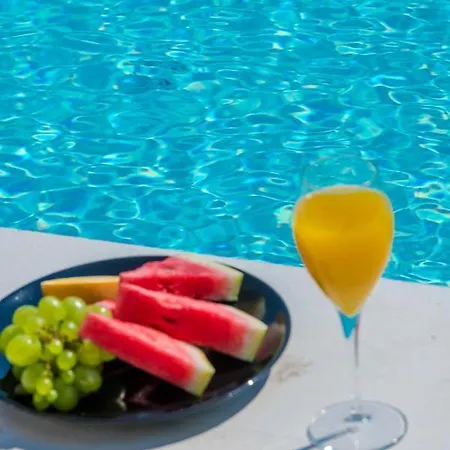 Rougemarin Heritage House With Private Pool *