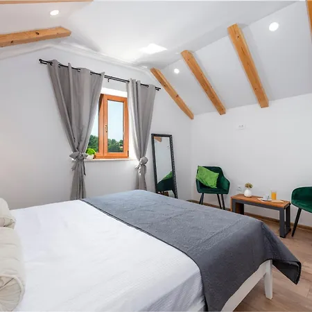 Rougemarin Heritage House With Private Pool Willa