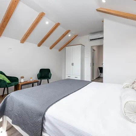 Rougemarin Heritage House With Private Pool Willa *